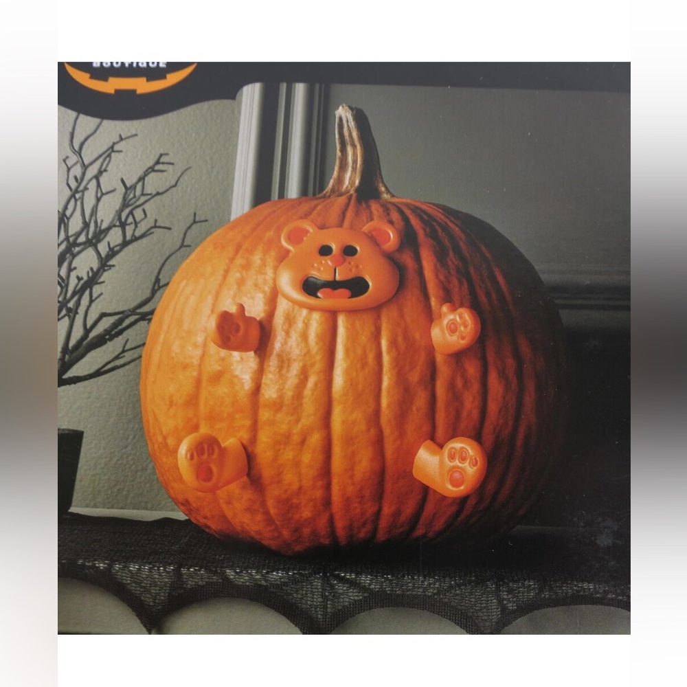 Bear nwt Halloween Pumpkin Push-In Decorating Kit - Hyde & EEK! Boutique